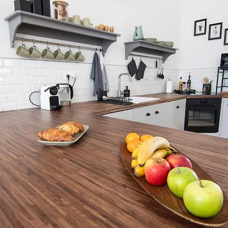 Treize Maison B-2 Bed House In Centre Of Severin * Saint-Séverin