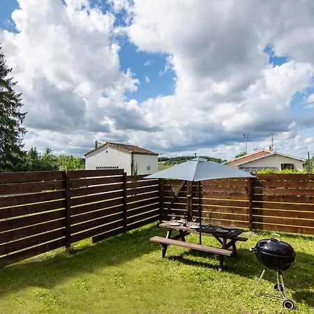 בית נופש Treize Maison B-2 Bed House In Centre Of Severin Saint-Séverin