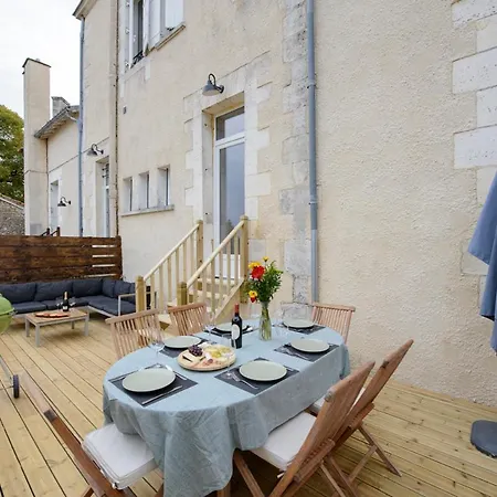 Treize Maison B-2 Bed House In Centre Of Severin *