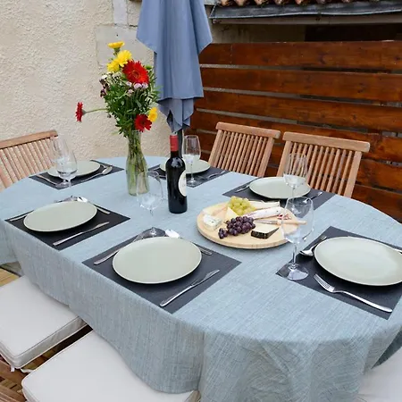 Treize Maison B-2 Bed House In Centre Of Severin Ferienhaus *