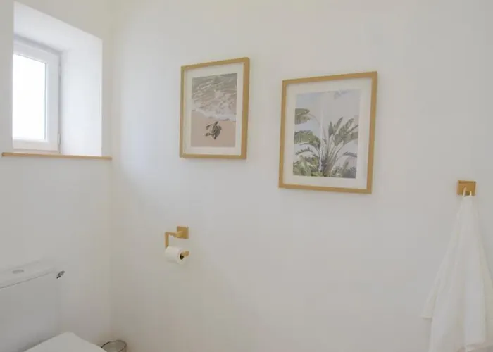 Treize Maison B-2 Bed House In Centre Of Severin 度假居 *